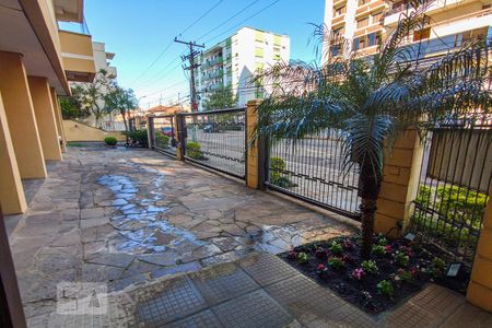 Studio para alugar com 40m², 1 quarto e sem vaga Studio para alugar com 40m², 1 quarto e sem vagaFachada