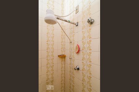 Casa à venda com 100m², 2 quartos e 1 vaga Casa à venda com 100m², 2 quartos e 1 vagaChuveiro