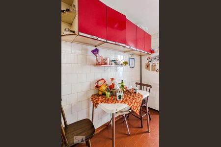 Casa à venda com 100m², 2 quartos e 1 vaga Casa à venda com 100m², 2 quartos e 1 vagaCozinha