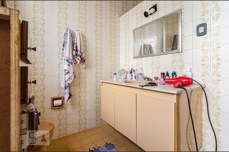 Casa à venda com 100m², 2 quartos e 1 vaga Casa à venda com 100m², 2 quartos e 1 vagaBanheiro