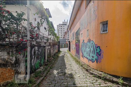 Casa à venda com 100m², 2 quartos e 1 vaga Casa à venda com 100m², 2 quartos e 1 vagaVila