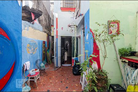 Casa à venda com 100m², 2 quartos e 1 vaga Casa à venda com 100m², 2 quartos e 1 vagaÁrea de serviço