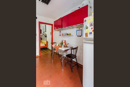 Casa à venda com 100m², 2 quartos e 1 vaga Casa à venda com 100m², 2 quartos e 1 vagaCozinha