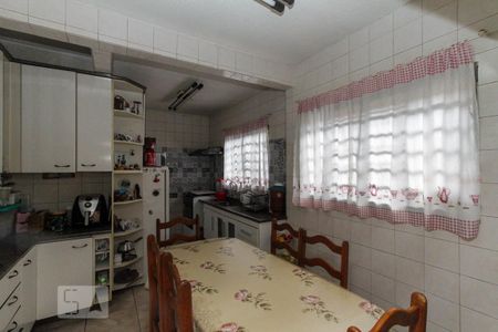 Casa para alugar com 268m², 4 quartos e 2 vagas Casa para alugar com 268m², 4 quartos e 2 vagasCozinha