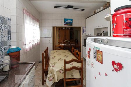 Casa para alugar com 268m², 4 quartos e 2 vagas Casa para alugar com 268m², 4 quartos e 2 vagasCozinha