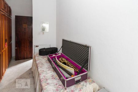 Casa para alugar com 268m², 4 quartos e 2 vagas Casa para alugar com 268m², 4 quartos e 2 vagasQuarto