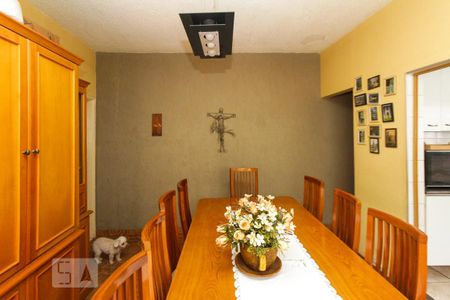 Casa para alugar com 268m², 4 quartos e 2 vagas Casa para alugar com 268m², 4 quartos e 2 vagasSala de Jantar