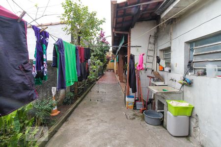 Casa para alugar com 268m², 4 quartos e 2 vagas Casa para alugar com 268m², 4 quartos e 2 vagasQuintal