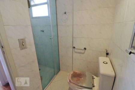 Banheiro de kitnet/studio para alugar com 1 quarto, 38m² em Vila Mariana, São Paulo