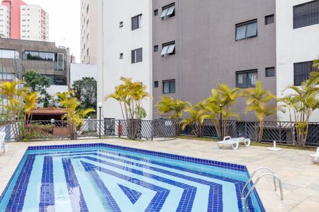 Apartamento à venda com 60m², 2 quartos e 1 vaga Apartamento à venda com 60m², 2 quartos e 1 vagaÁrea comum - Piscina