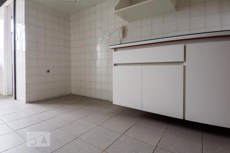 Apartamento à venda com 60m², 2 quartos e 1 vaga Apartamento à venda com 60m², 2 quartos e 1 vagaCozinha