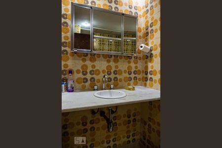 Apartamento para alugar com 73m², 2 quartos e 1 vagaBanheiro da Suíte