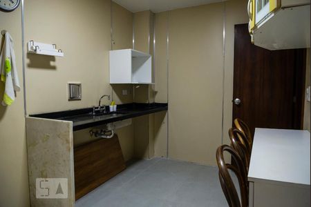 Apartamento para alugar com 73m², 2 quartos e 1 vagaCozinha