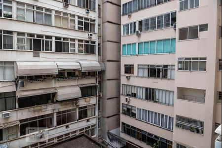 Vista do Quarto 1 de apartamento para alugar com 2 quartos, 73m² em Copacabana, Rio de Janeiro