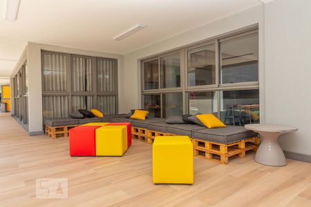 Apartamento à venda com 61m², 2 quartos e 1 vagaÁrea comum