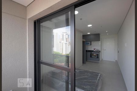 Studio para alugar com 25m², 1 quarto e sem vaga Studio para alugar com 25m², 1 quarto e sem vagaVaranda