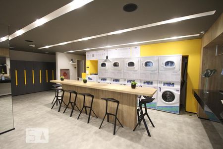 Studio para alugar com 25m², 1 quarto e sem vaga Studio para alugar com 25m², 1 quarto e sem vagaLavanderia