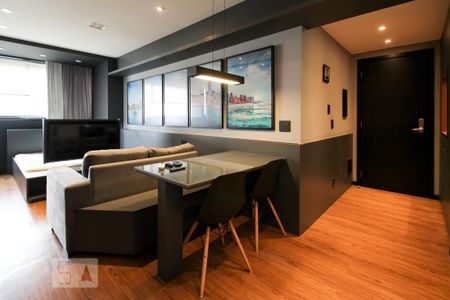 Sala/Quarto  de kitnet/studio para alugar com 1 quarto, 32m² em Vila Olímpia, São Paulo