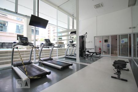 Studio para alugar com 32m², 1 quarto e 1 vaga Studio para alugar com 32m², 1 quarto e 1 vagaÁrea comum - Academia