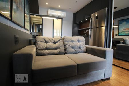 Sala/Quarto  de kitnet/studio para alugar com 1 quarto, 32m² em Vila Olímpia, São Paulo
