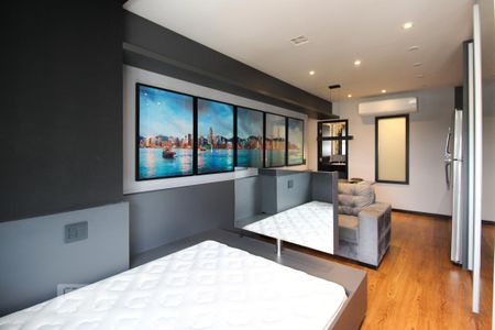 Sala/Quarto  de kitnet/studio para alugar com 1 quarto, 32m² em Vila Olímpia, São Paulo