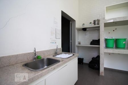 Studio para alugar com 32m², 1 quarto e 1 vaga Studio para alugar com 32m², 1 quarto e 1 vagaLavanderia
