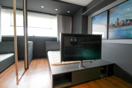 Sala/Quarto  de kitnet/studio para alugar com 1 quarto, 32m² em Vila Olímpia, São Paulo