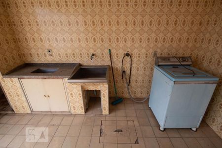 Casa à venda com 195m², 3 quartos e 3 vagasÁrea de Serviço