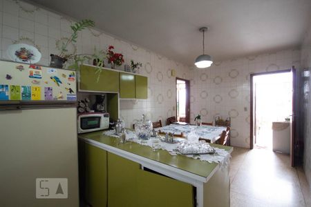 Casa à venda com 195m², 3 quartos e 3 vagasCozinha