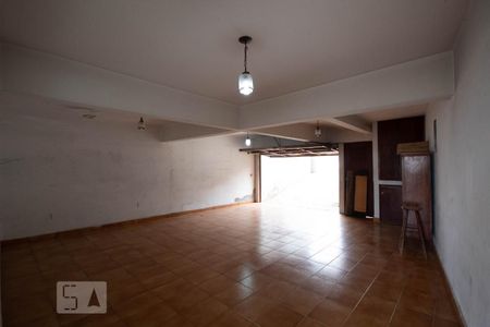 Casa à venda com 195m², 3 quartos e 3 vagasGaragem