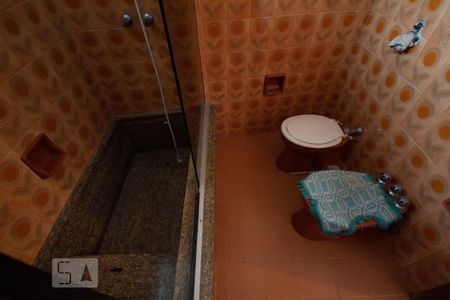 Casa à venda com 195m², 3 quartos e 3 vagasBanheiro Corredor