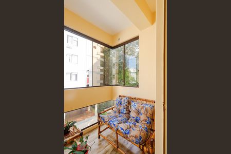 Sacada de apartamento à venda com 3 quartos, 106m² em Higienópolis, Porto Alegre