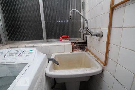 Apartamento à venda com 65m², 2 quartos e sem vaga Apartamento à venda com 65m², 2 quartos e sem vagaÁrea de Serviço