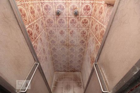 Apartamento à venda com 65m², 2 quartos e sem vaga Apartamento à venda com 65m², 2 quartos e sem vagaBanheiro