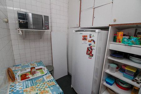 Apartamento à venda com 65m², 2 quartos e sem vaga Apartamento à venda com 65m², 2 quartos e sem vagaCozinha