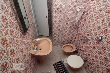 Apartamento à venda com 65m², 2 quartos e sem vaga Apartamento à venda com 65m², 2 quartos e sem vagaBanheiro