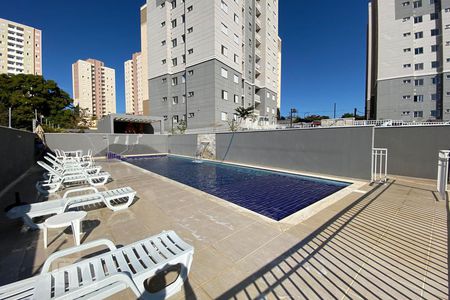 Apartamento para alugar com 60m², 2 quartos e 1 vaga Apartamento para alugar com 60m², 2 quartos e 1 vagaÁrea comum - Piscina