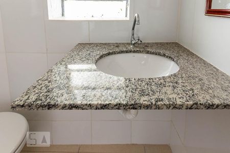 Casa para alugar com 70m², 1 quarto e sem vaga Casa para alugar com 70m², 1 quarto e sem vagaBanheiro
