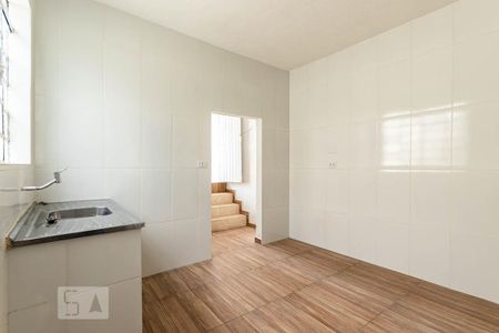 Casa para alugar com 70m², 1 quarto e sem vaga Casa para alugar com 70m², 1 quarto e sem vagaCozinha