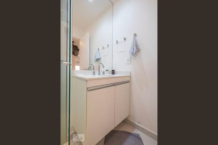 Studio à venda com 29m², 1 quarto e 1 vagaStudio - Banheiro