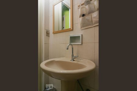 Lavabo de casa à venda com 4 quartos, 330m² em Chora Menino, São Paulo