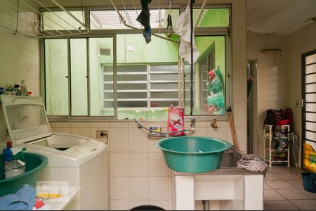 Casa à venda com 330m², 4 quartos e 2 vagasÁrea de Serviço