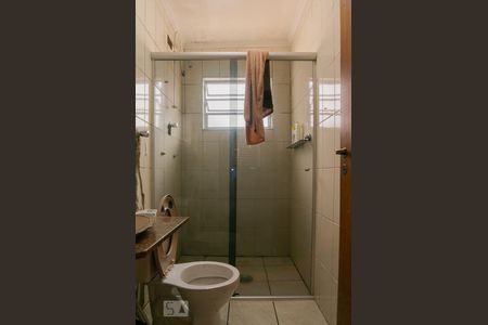 Casa à venda com 330m², 4 quartos e 2 vagasBanheiro da Suíte 2