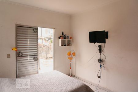Casa à venda com 330m², 4 quartos e 2 vagasSuíte 2