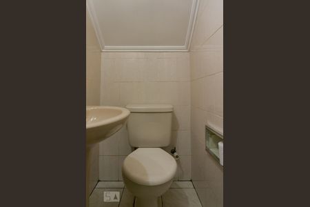 Lavabo de casa à venda com 4 quartos, 330m² em Chora Menino, São Paulo