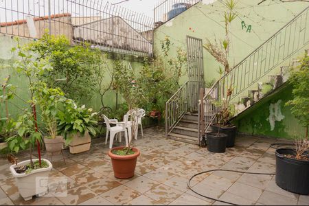 Casa à venda com 330m², 4 quartos e 2 vagasQuintal