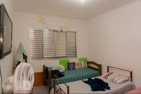 Casa à venda com 330m², 4 quartos e 2 vagasQuarto 2