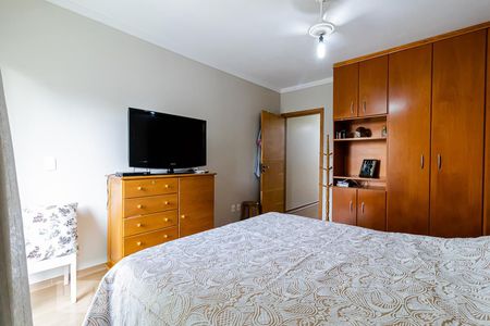 Casa à venda com 130m², 3 quartos e 2 vagasSuíte 2