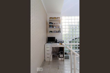 Casa à venda com 130m², 3 quartos e 2 vagasEscritório