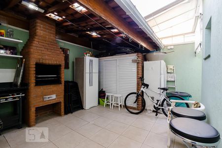 Casa à venda com 130m², 3 quartos e 2 vagasChurrasqueira